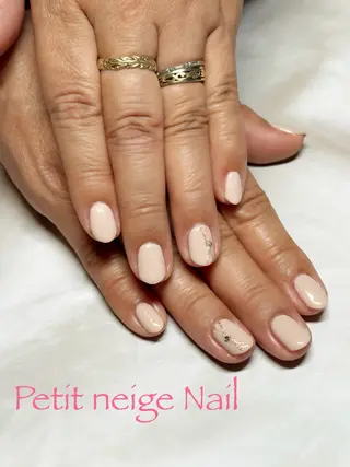 ネイル 山賀 小雪のネイルデザイン