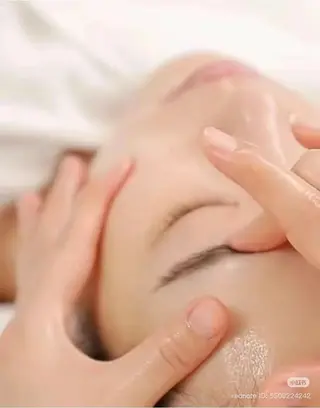 桜ネイルサロン所属・リン リンのネイルデザイン