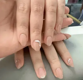 ネイル 高木 維麗絲のネイルデザイン