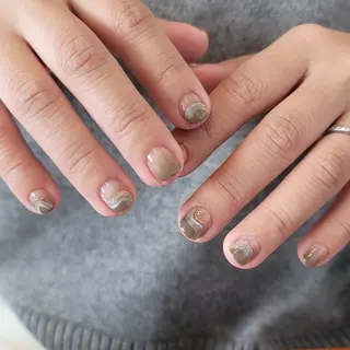 ネイル 🌲🌳🚪iiit o🌲🌳🌲のネイルデザイン