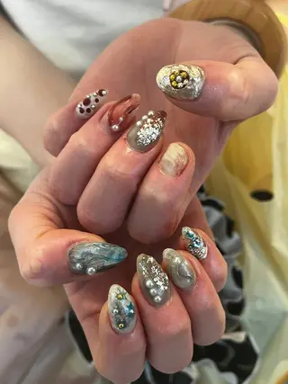 ネイル 文 /個性派ネイルのネイルデザイン