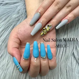 ネイル MADIA藤沢所属・MADIA MEGUのネイルデザイン