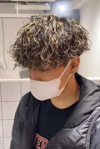 ショート メンズ 🔥大人の色気パーマ メンズヘア特化🔥のヘアスタイル