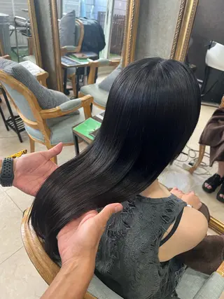 ロング 内田 茉潤のマツエク・マツパデザイン