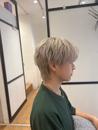メンズ トーンダウンが得意 文四郎のヘアスタイル