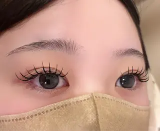 マツエク・マツパ eyelist AMI.⋆𝜗𝜚のマツエク・マツパデザイン