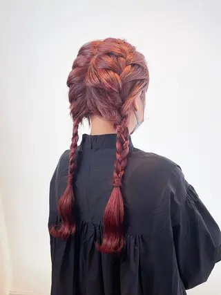 ロング アールバイニーナ所属・R by NINA アールバイニーナのヘアスタイル