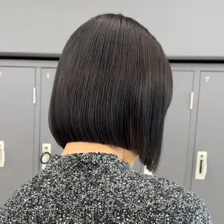 ミディアム 岸本 理希のヘアスタイル