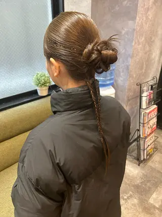 セミロング ヘアアレンジ 飯塚 沙衣のヘアスタイル