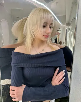 セミロング ハイトーンボブ Mizuki.のヘアスタイル
