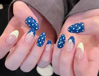 ネイル エ リのネイルデザイン