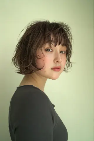 ショート パーマ 🩶米澤 美月🩶のヘアスタイル