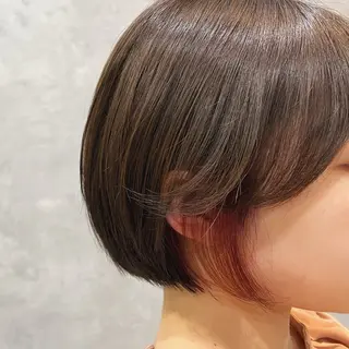 ショート カラー 中村 ひなたのヘアスタイル