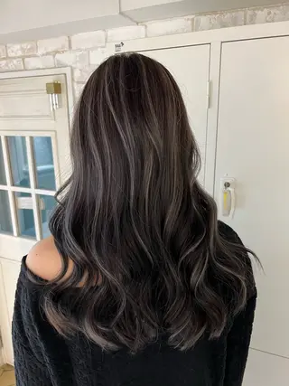 ロング takashi hairのヘアスタイル