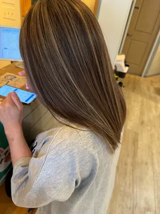 セミロング CALME by bougie ENAのヘアスタイル