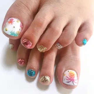 ネイル QULEONAIL所属・大城 裕麻のネイルデザイン