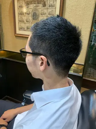 ショート メンズ プレミアムバーバー新宿店所属・新宿駅近！ 💈口コミ多数✨のヘアスタイル