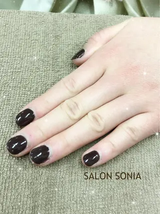 ネイル 小顔・毛穴・たるみ ネイル　似内真樹のエステ・リラクイメージ