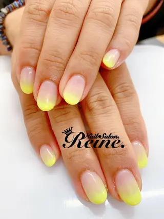ネイル Nailsalon Reine所属・玉栄 伶奈のネイルデザイン