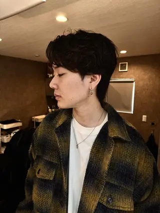 パーマ メンズ コイデ リュウセイのヘアスタイル