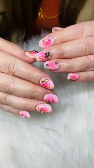 ネイル INNALA English Speaking Nail Salon所属・INNALA Nail Salonのネイルデザイン