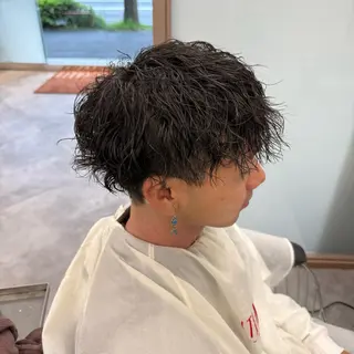 メンズ ❤️🔥艶カラー/ ハイトーン✨のヘアスタイル