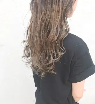 ロング カラー gotoday shaire saron所属・miu. ボブ/透け感カラーのヘアスタイル