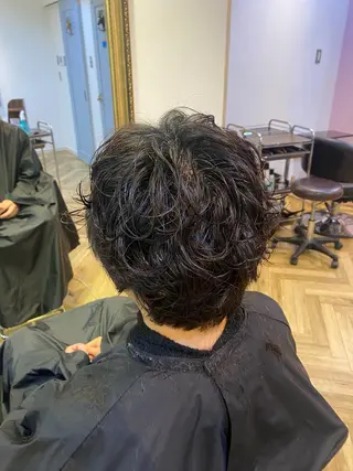 パーマ コテ巻き風パーマ🫶 竹内七渚のヘアスタイル