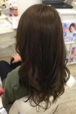 ロング カラー ブルーム yukiのヘアスタイル