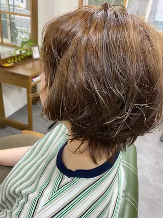 ショート 永沼 真依のヘアスタイル