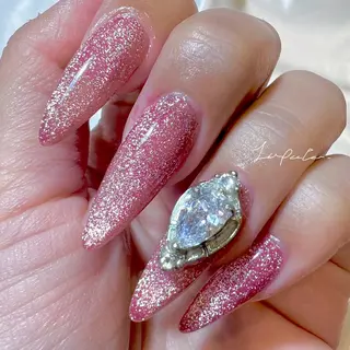 ネイル LAPUTA nailのネイルデザイン