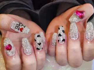 ネイル 💜bora .のネイルデザイン