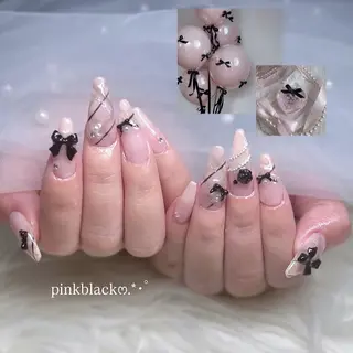 ネイル ℝ𝕦𝕜𝕒 🐈⬛🎀のネイルデザイン