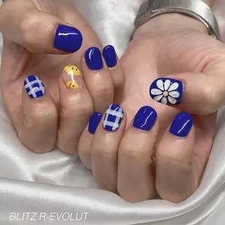 ネイル ☁️BLITZ 🎀笠原雪音🎀のネイルデザイン