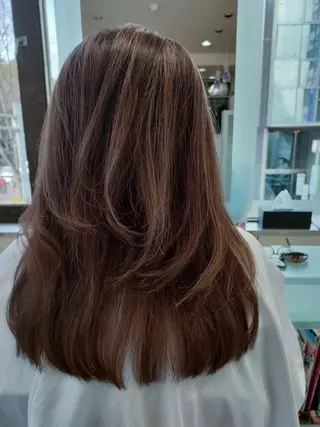 ロング カラー au美容室所属・auカットカラー ヘアセットのヘアスタイル