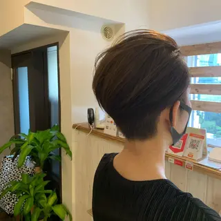 ショート 土井 貴司のヘアスタイル