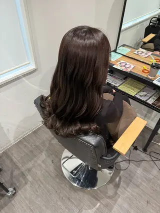 セミロング カラー 上田 紗也のヘアスタイル