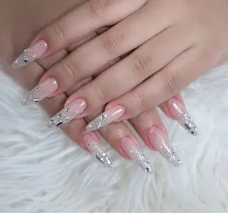 ネイル ENSalon 愛佳のネイルデザイン