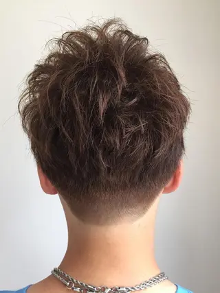 カラー メンズ 大前 真のヘアスタイル