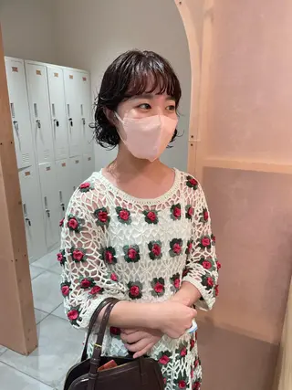 ショート パーマ 上平 綾菜のヘアスタイル