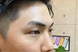 ショート メンズ アイブロウ Cut House Shiomi所属・🔥メンズ専門🔥 Ayutoのヘアスタイル