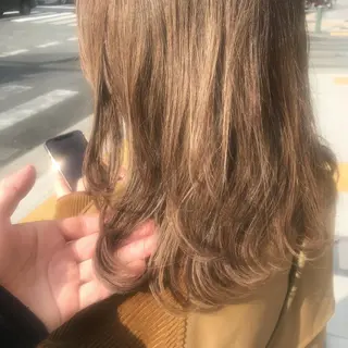 セミロング カラー ✨10000円以内で 叶う艶髪✨のヘアスタイル
