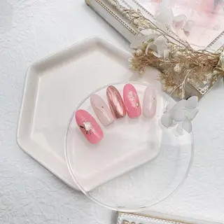 ネイル 【育児休暇中】今中 沙季のネイルデザイン