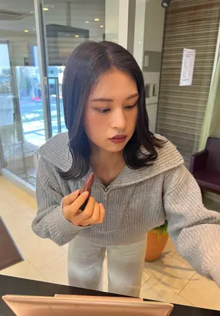 ミディアム カラー 田中 月菜のヘアスタイル