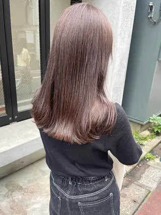 ロング カラー 🩰オリーブ/ ベージュ松本咲花🩰のヘアスタイル