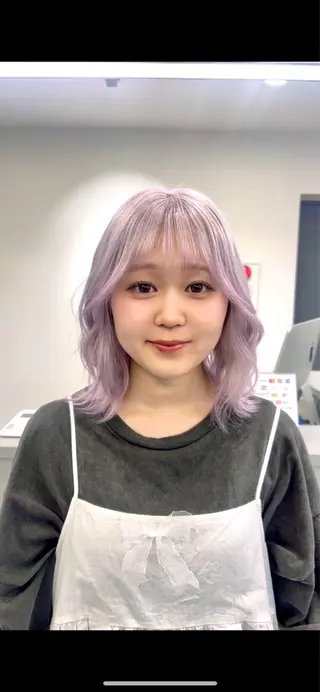 ミディアム 🎀ハイトーン特化 konomi🎀のヘアスタイル