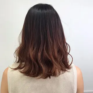 ミディアム カラー 柴田 祐輔のヘアスタイル