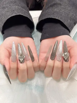 ネイル W&nail  slon所属・W·mai nail 関内のネイルデザイン