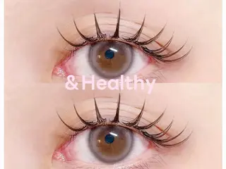 マツエク・マツパ COCO EYELASHアキの眉毛・アイブロウイメージ