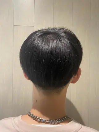 ショート カラー メンズ 糟谷 慈英のヘアスタイル